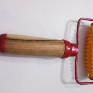 karela roller ( with handle)